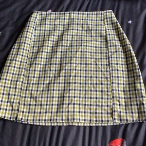 Brandy melville green skirt